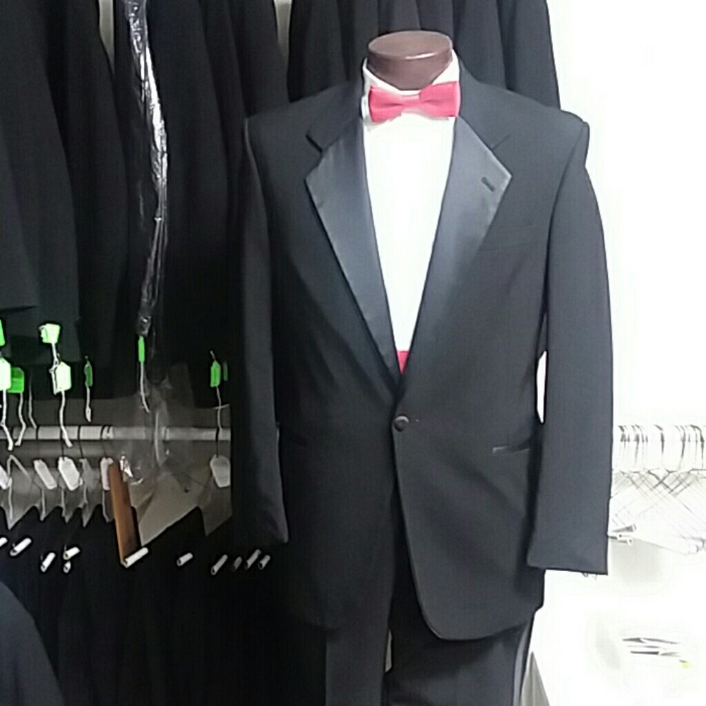 38R Tuxedo Jacket